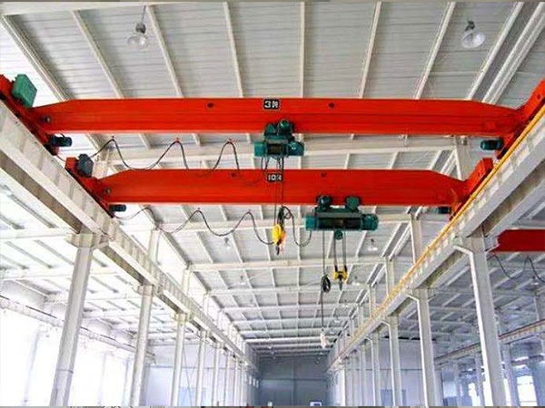 一文讓你了解QD雙梁起重機的特點和優勢